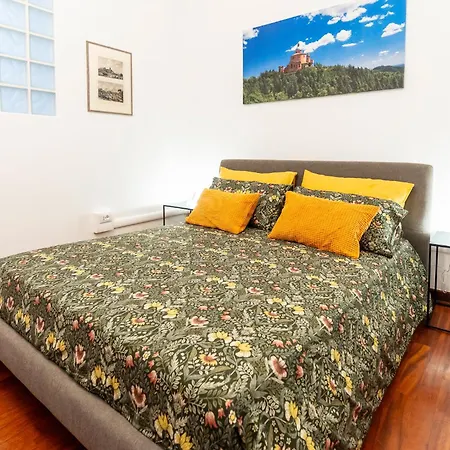 Matildeland Centro Storico - Via Indipendenza Apartament *