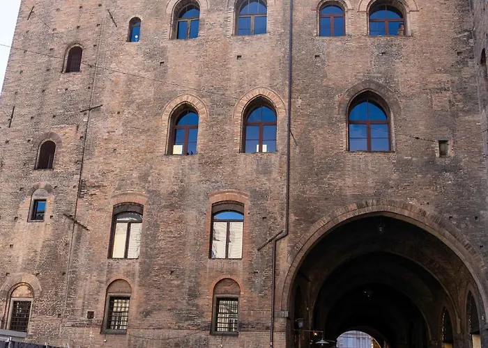 Matildeland Centro Storico - Via Indipendenza