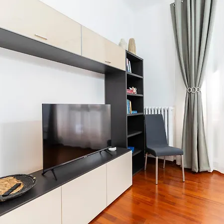 Matildeland Centro Storico - Via Indipendenza